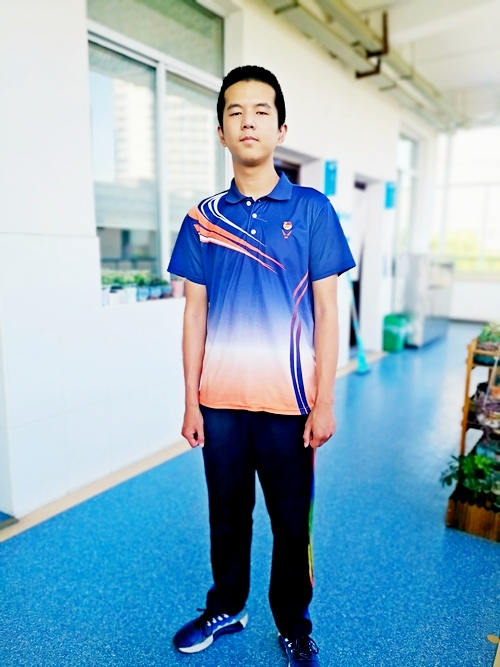 1589855731417863.jpg 何本豪.jpg